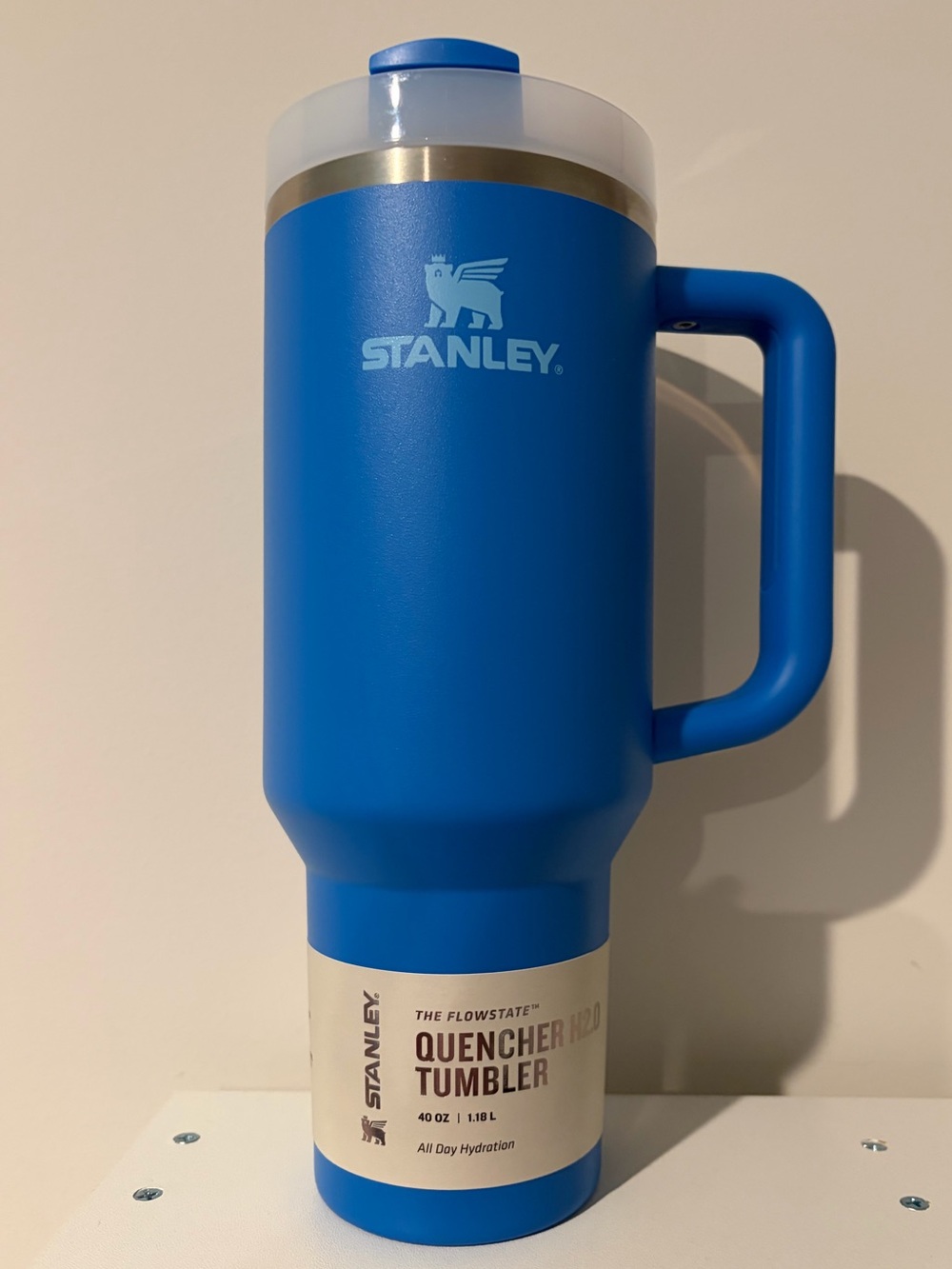 STANLEY QUENCHER TUMBLER H2O IN ROYAL BLUE 40 OZ NWT!